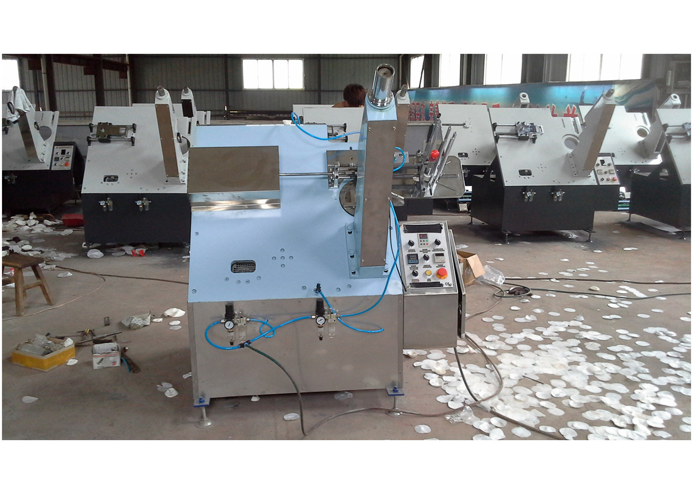 High Speed Automatic Paper Cake Cup Machine Three Phase 50HZ 2.5 KW